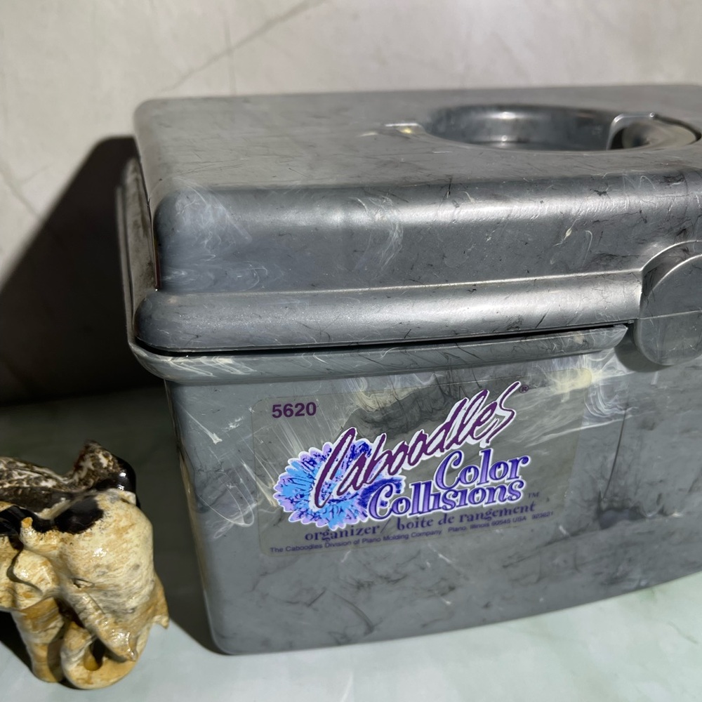 Caboodles Color Collisions Vintage Organizer Silver Marble Has a Tray & Mirror! - Picture 12 of 15